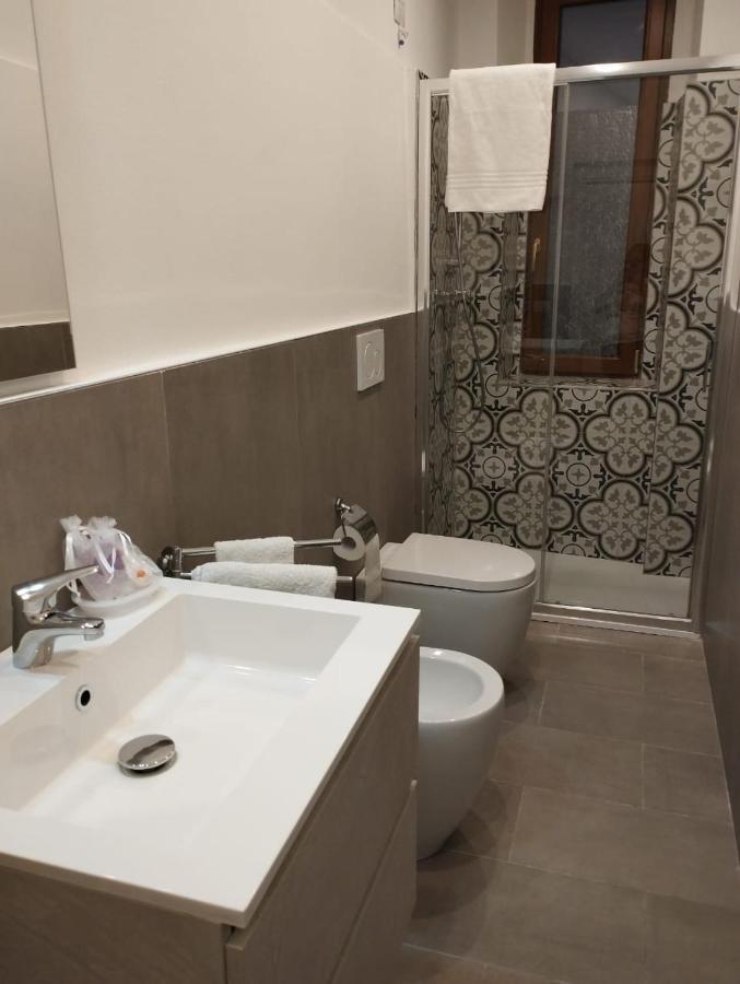 Holiday Rooms Florencia Exterior foto